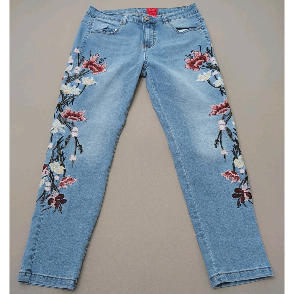 V Cristina Women's Floral Embroidered Light Wash Denim Jeans Size 10 Stretch